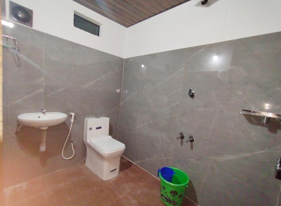 Tjmaryland Villa Pinangode Exterior photo