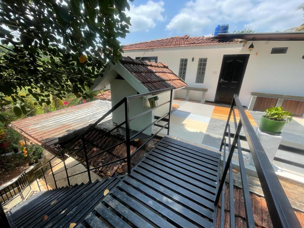 Tjmaryland Villa Pinangode Exterior photo